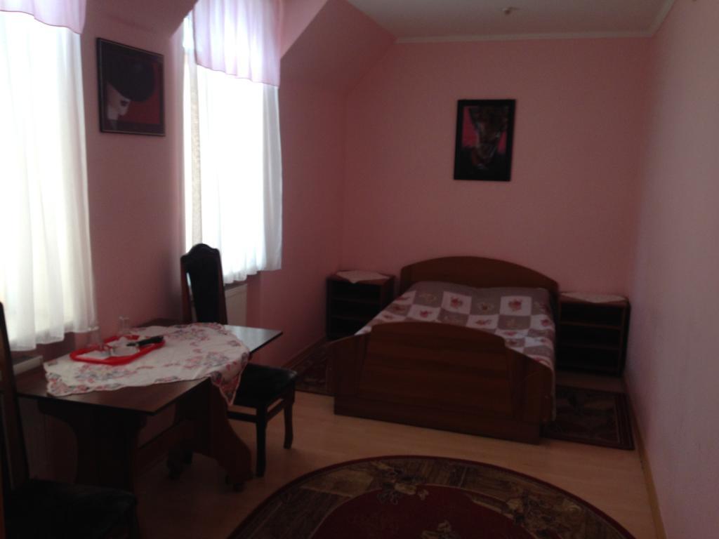 Formula Plus Motel Luck Pokoj fotografie
